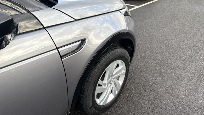 Land Rover Discovery Sport 2.0 D200 Dynamic SE 5dr Auto [5 Seat] Diesel Station Wagon